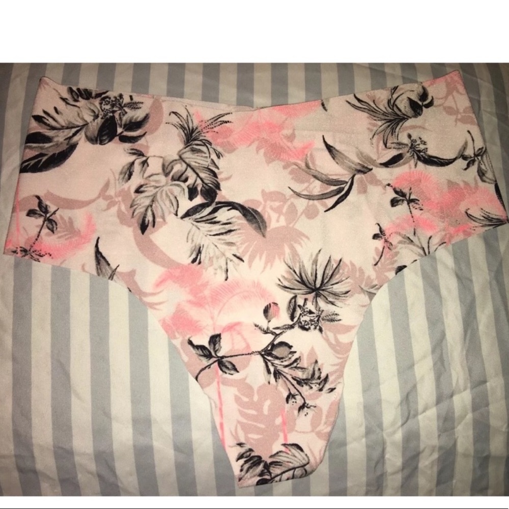 New Victoria’s secret thong